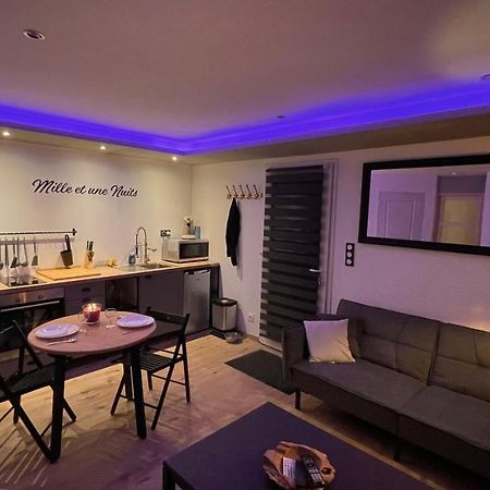 Mille Et Une Nuit, Appartement Classe 3 Etoiles En Rdc Avec Exterieur Et Parking Dole Eksteriør billede